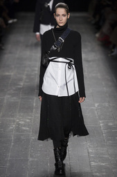 Шерстяная юбка Valentino