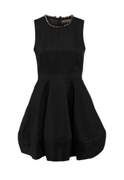 Маленькое черное платье с расклешенной юбкой QED London
