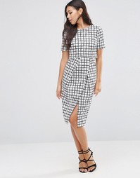Фактурное платье в клетку с запахом ASOS - Мульти
