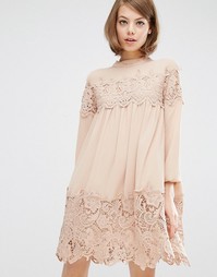 Свободное платье с длинными рукавами и кружевными вставками Fashion Un