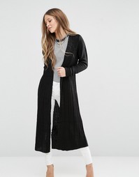 Удлиненный вязаный кардиган с узором косичка QED London - Jet black