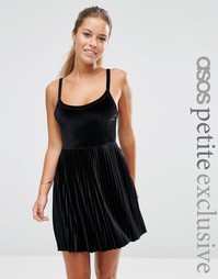 ASOS PETITE Cami Dress with Pleats in Velvet - Черный