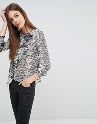 Блузка с запахом и принтом Sisley - 63l