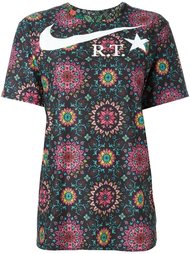 футболка NikeLab x RT с орнаментом Nike