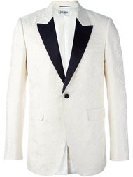 смокинг с монохромным дизайном Saint Laurent