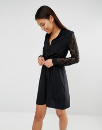 Платье-рубашка с кружевными рукавами и воротничком Club L - Черный