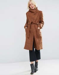 Пальто с воротником-трубой и поясом ASOS - Chestnut