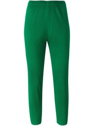 pleated tapered cropped trousers Issey Miyake Cauliflower