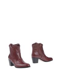 Красные Полусапоги и высокие ботинки Gianvito Rossi