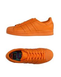 Низкие кеды и кроссовки Adidas
