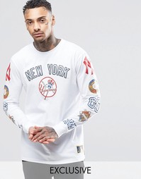 Majestic Yankees Long Sleeve T-Shirt With Yankees Sleeve Print Exclusive To ASOS - Белый