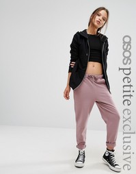 Джоггеры с эластичным поясом и отворотами ASOS PETITE - Розовый