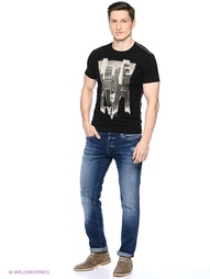 Футболка GUESS