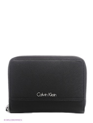 Кошельки Calvin Klein