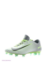 Бутсы Nike