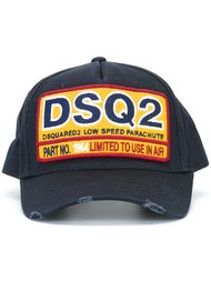 бейсболка с нашивкой Dsquared2