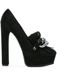 туфли с цепочной дщеталью Casadei