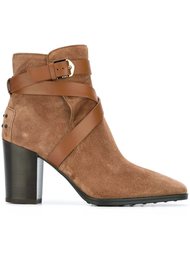 criss cross strap boots Tod's