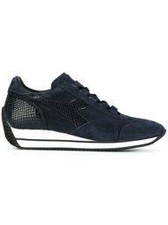 кроссовки с панельным дизайном Diadora