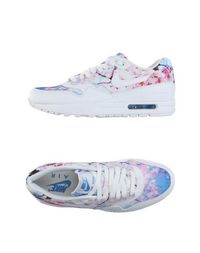 Низкие кеды и кроссовки Nike