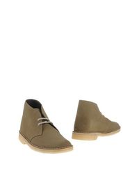 Полусапоги и высокие ботинки Clarks Originals