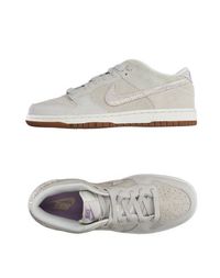 Низкие кеды и кроссовки Nike