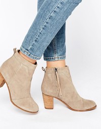 Замшевые ботинки на каблуке TOMS Lunata - Бежевый