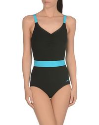 Слитный купальник Speedo