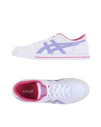 Низкие кеды и кроссовки Asics