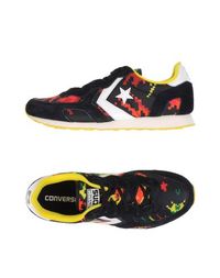 Низкие кеды и кроссовки Converse
