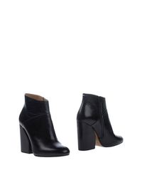 Полусапоги и высокие ботинки Maison Margiela 22