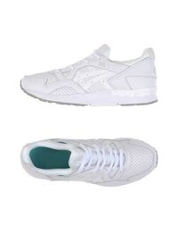 Низкие кеды и кроссовки Asics