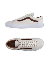 Низкие кеды и кроссовки Vans