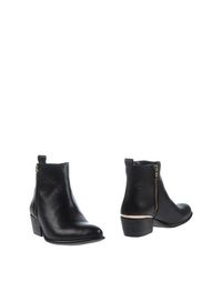 Полусапоги и высокие ботинки Steve Madden