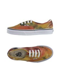 Низкие кеды и кроссовки Vans
