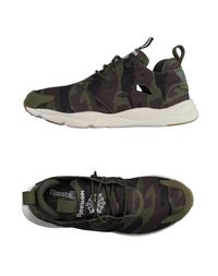 Низкие кеды и кроссовки Reebok