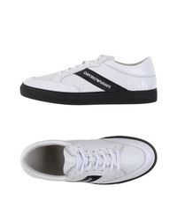 Низкие кеды и кроссовки Emporio Armani