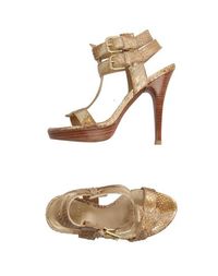 Сандалии Stuart Weitzman
