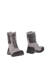 Полусапоги и высокие ботинки UGG Australia