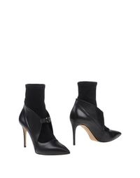 Полусапоги и высокие ботинки Casadei