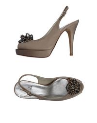 Сандалии Stuart Weitzman
