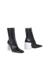 Полусапоги и высокие ботинки Maison Margiela 22