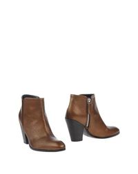 Полусапоги и высокие ботинки Giuseppe Zanotti Design