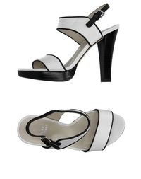 Сандалии Stuart Weitzman