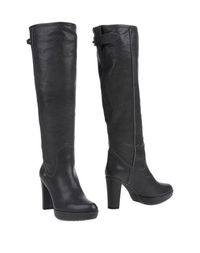 Сапоги Stuart Weitzman
