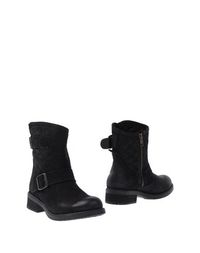 Полусапоги и высокие ботинки Steve Madden