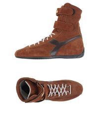 Высокие кеды и кроссовки Diadora