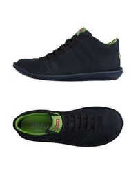 Низкие кеды и кроссовки Camper