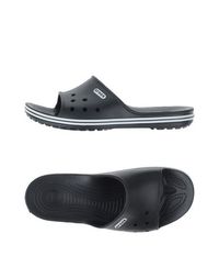 Сандалии Crocs