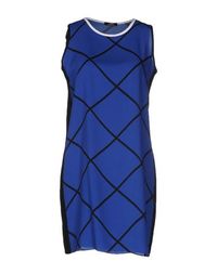 Короткое платье Hanita